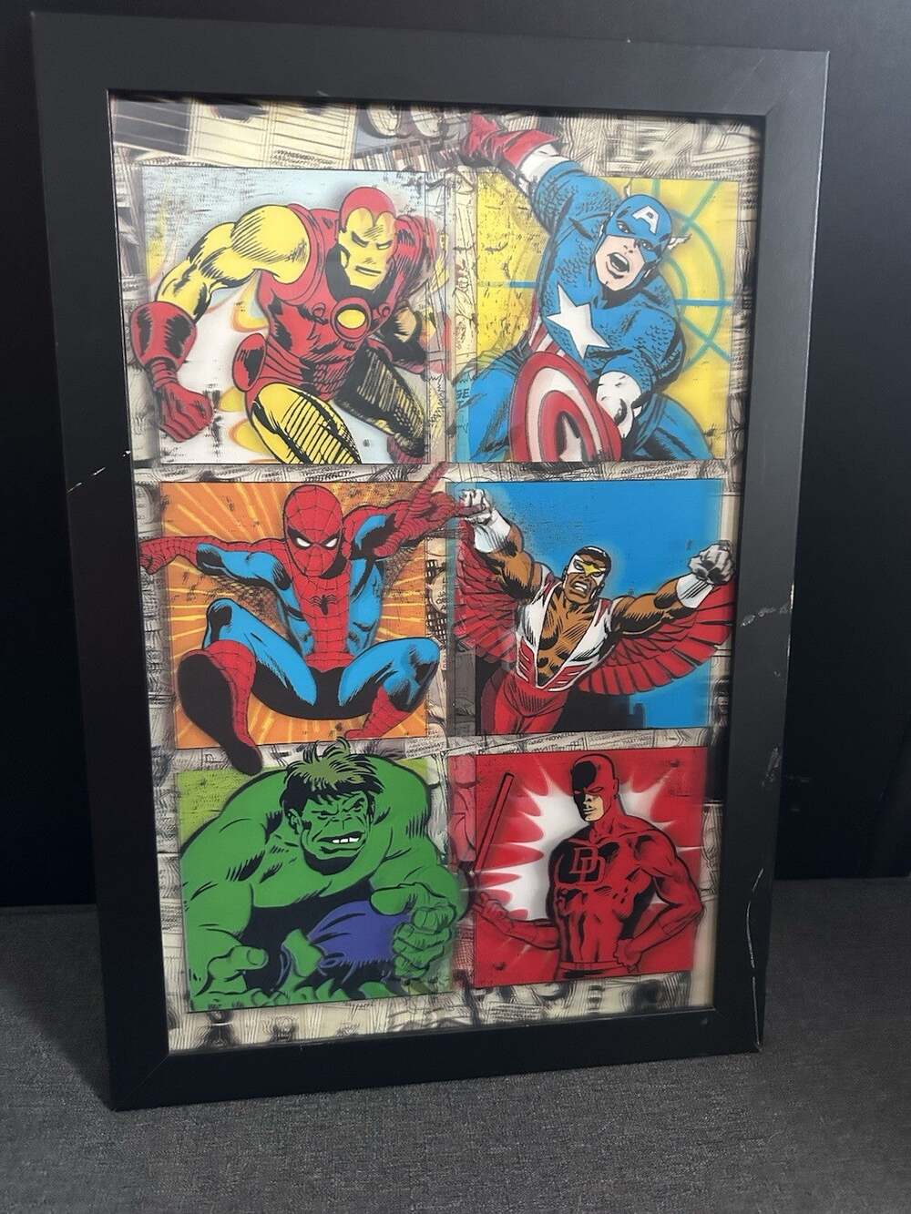 Marvel Comics 3D Shadow Box Framed Wall Art Spider-Man Hulk Iron Man Avengers